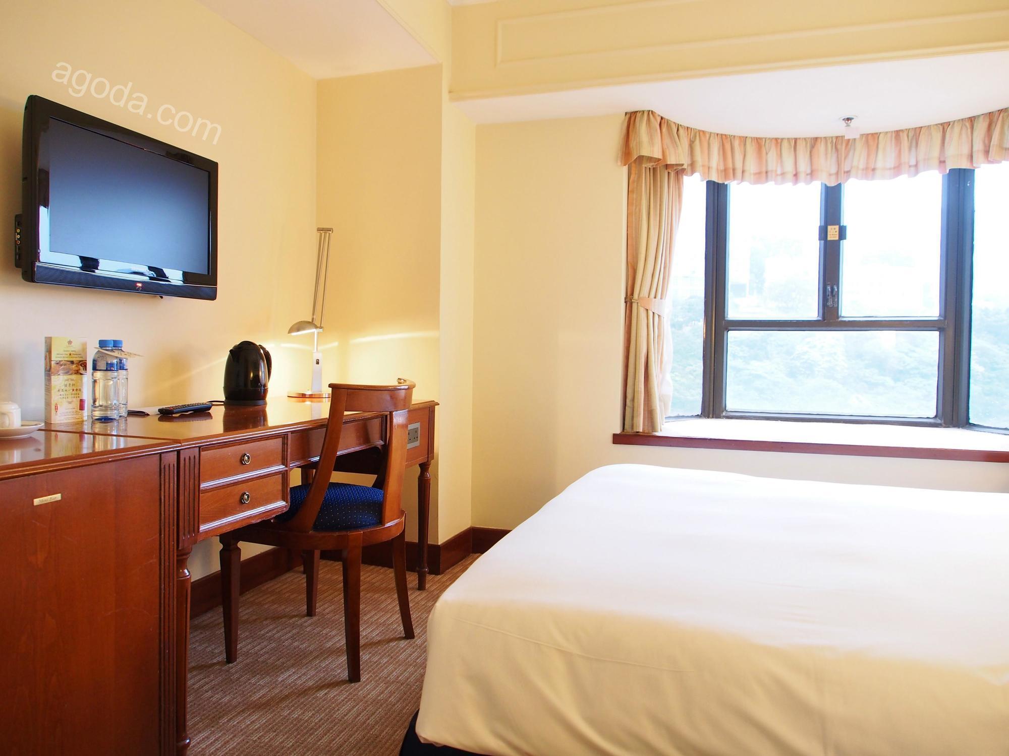 The Emperor - Happy Valley Hotel 4*