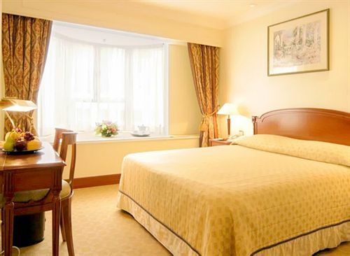 The Emperor - Happy Valley Hotel 4*